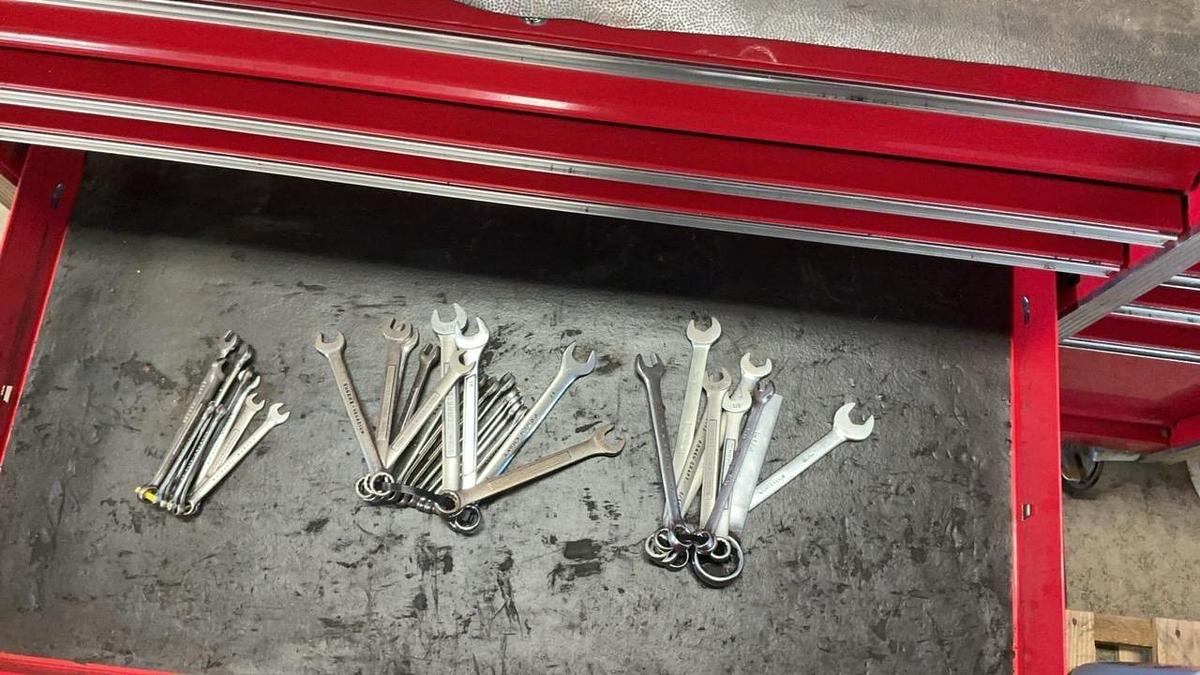 Used U.S. General Tool Box and Contents