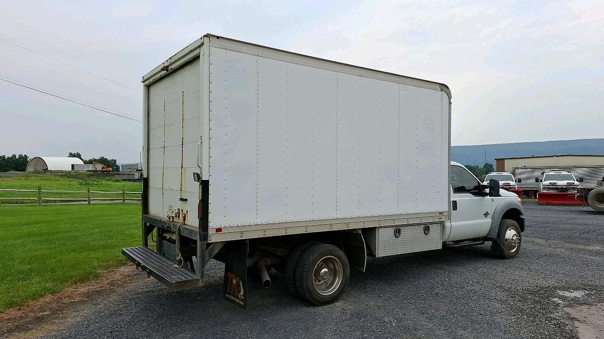 Used 2011 Ford F550 Box Truck