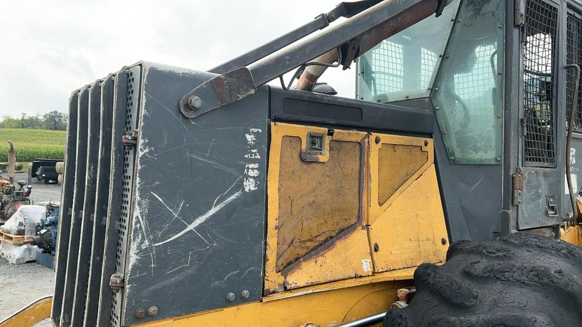 Used 2005 John Deere 540 GIII Skidder