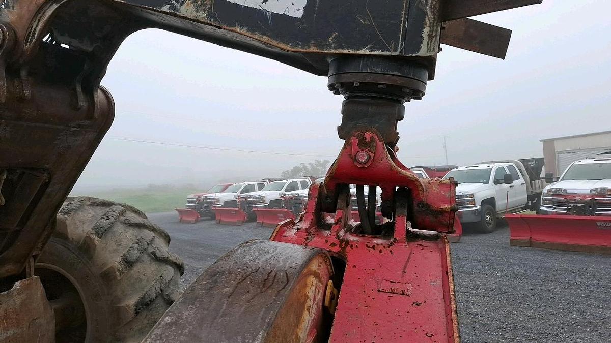 Used 2009 Prentice 2432 Skidder