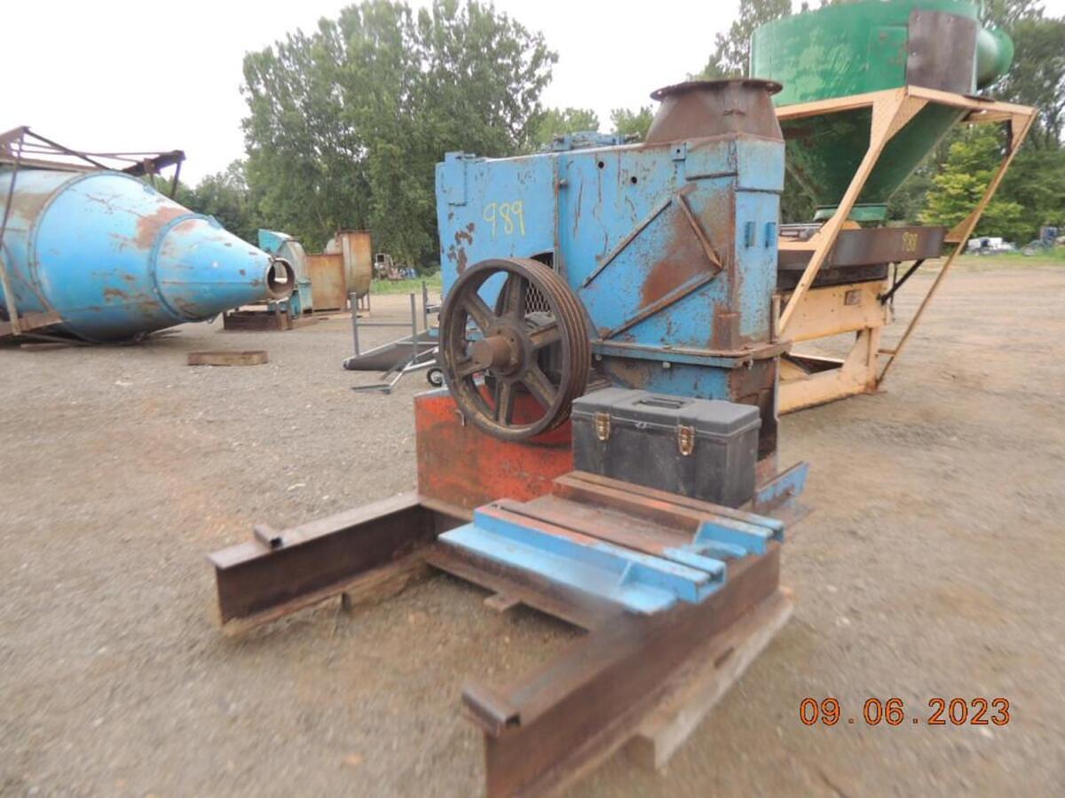 Used Morbark chipper system