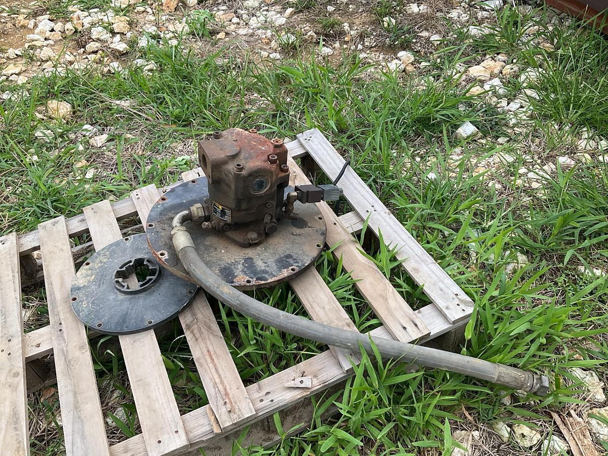 Used Hydraulic Pump
