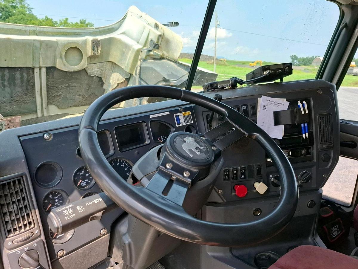 Used 2009 Mack CH613 Dump Truck