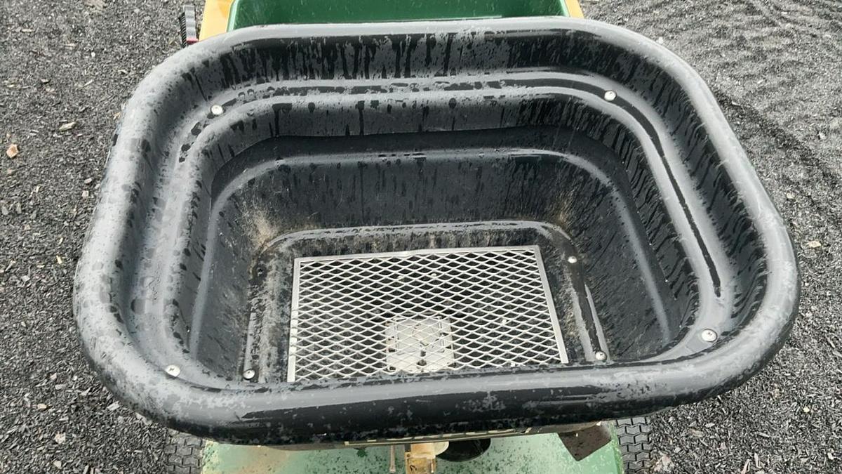 Used Turfco 85875 Sprayer/Seeder