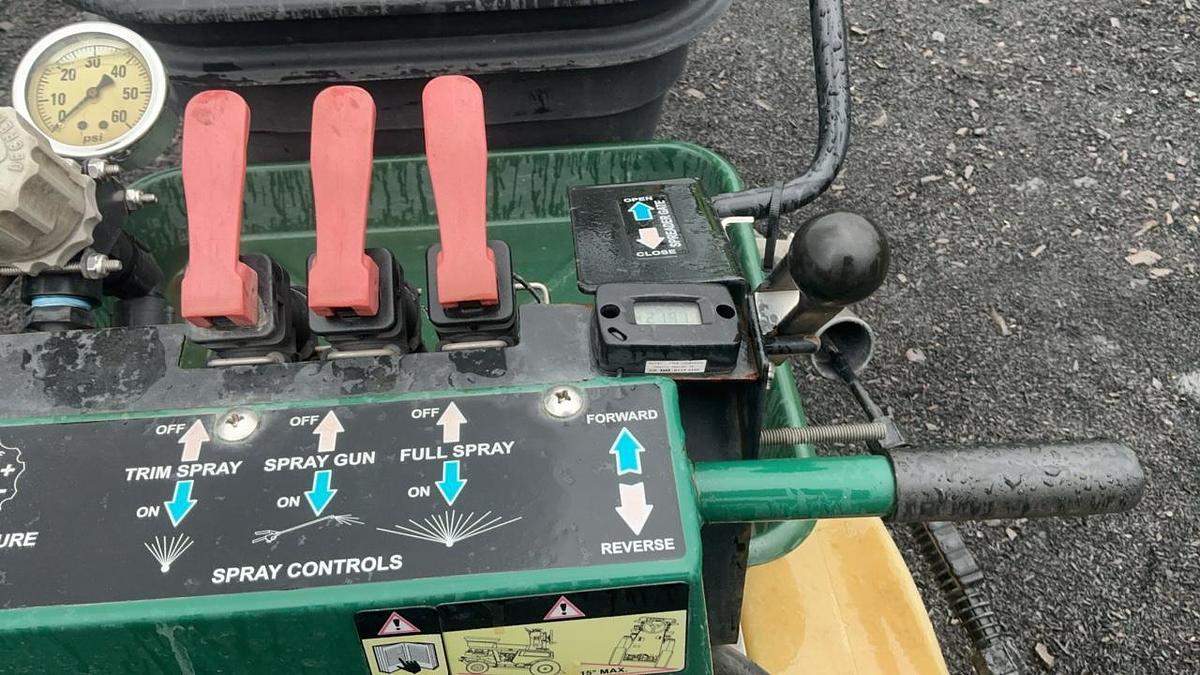 Used Turfco 85875 Sprayer/Seeder