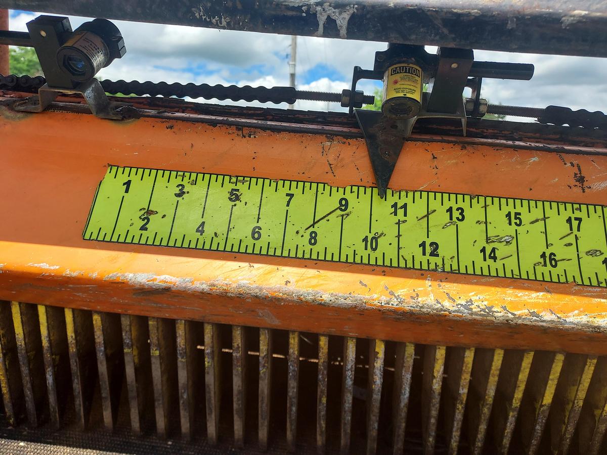 Used Accu-Cut Edger