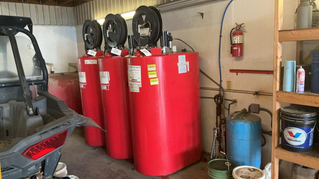 Used Turner Tanks Oil Holding Tank w/ Pump