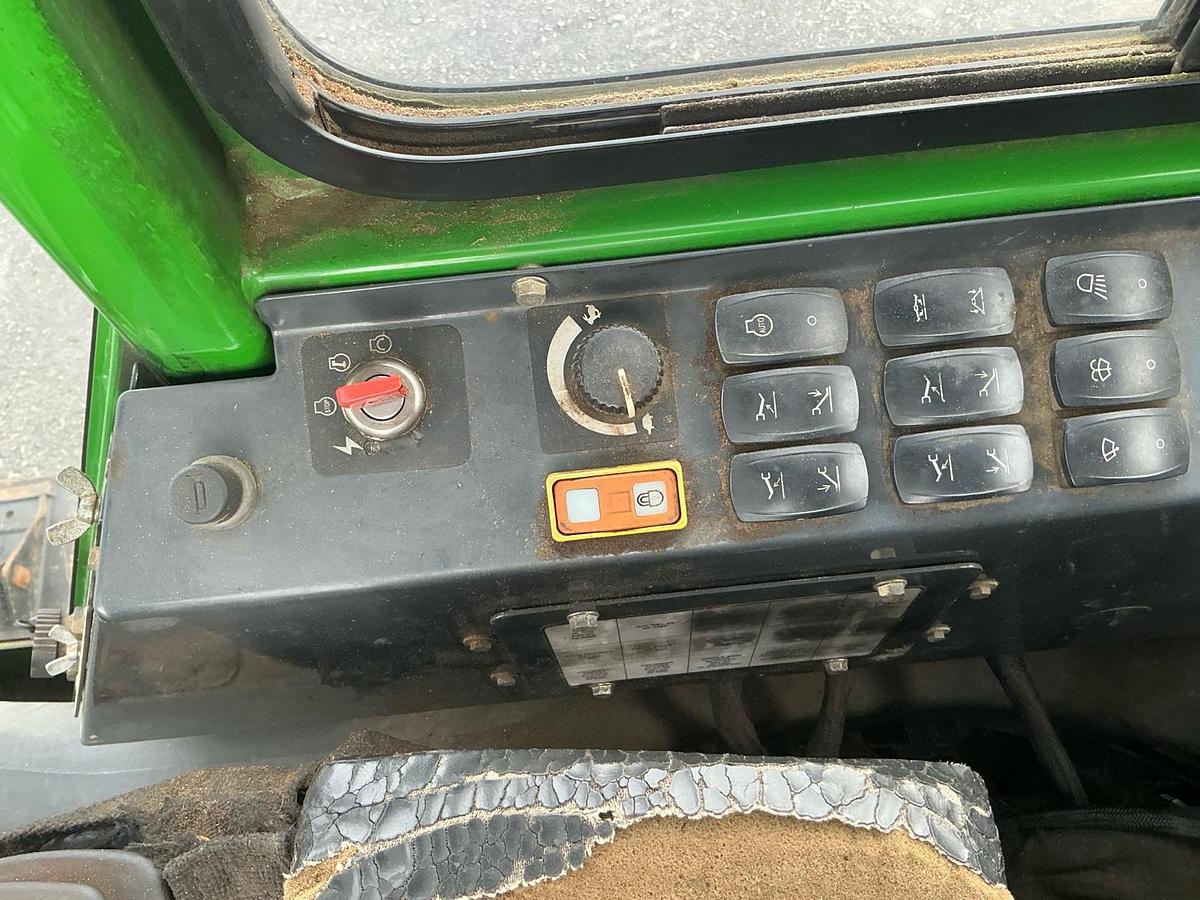 Used 2015 John Deere 335D Knuckleboom