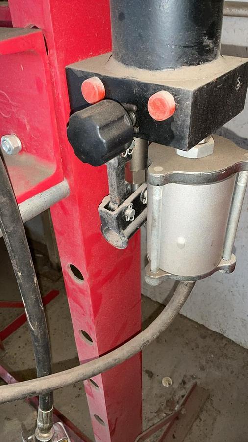 Used 20 Ton Shop Press