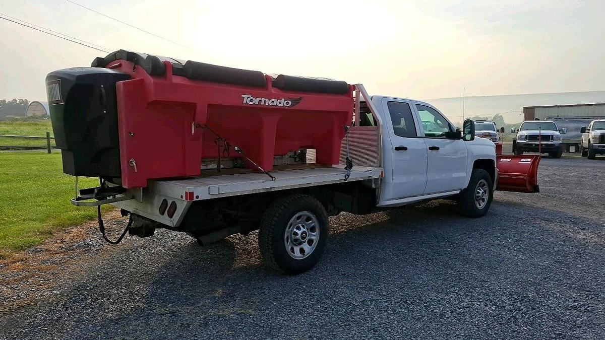 Used 2015 Chevrolet 2500 Flatbed Truck
