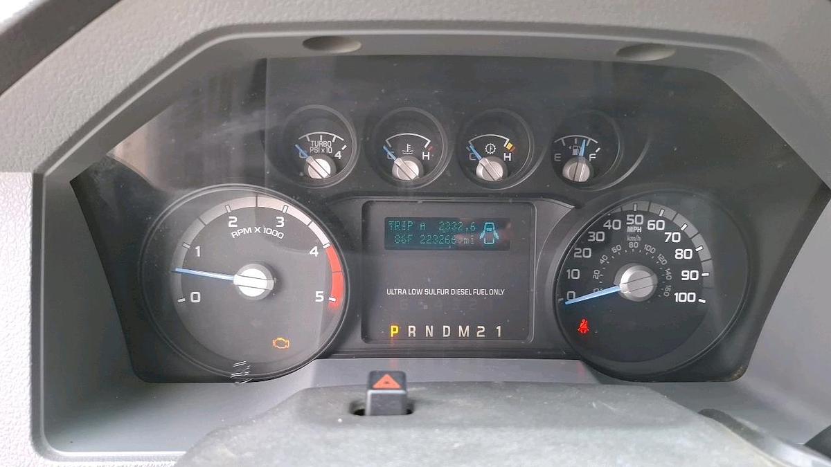 Used 2011 Ford F550 Box Truck