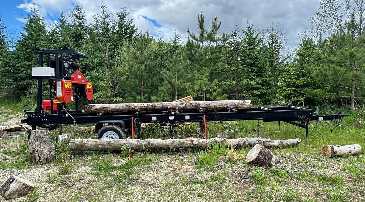 Used 1620 TimberKing Mobile Bandmill