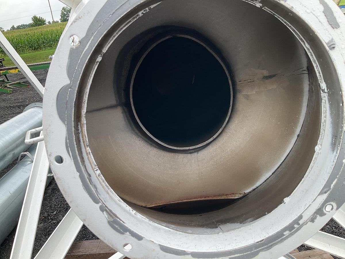 Used Dust Cyclone and Pipe