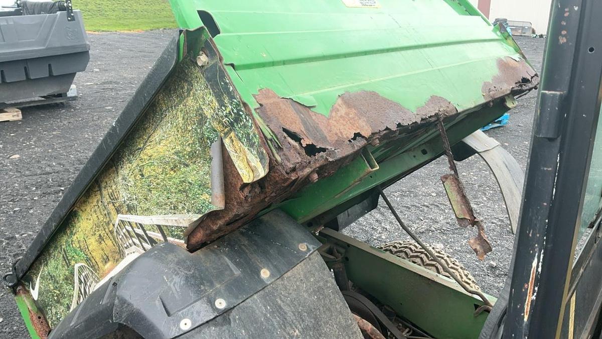 Used John Deere Gator