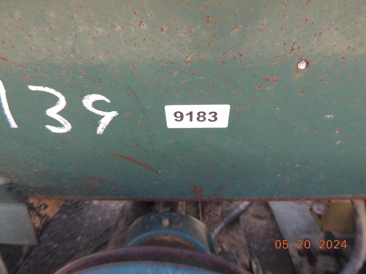 Used Vibrating Conveyor