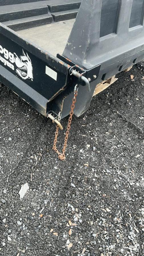 Used Dumper Dogg 5532000 Pickup Bed Insert