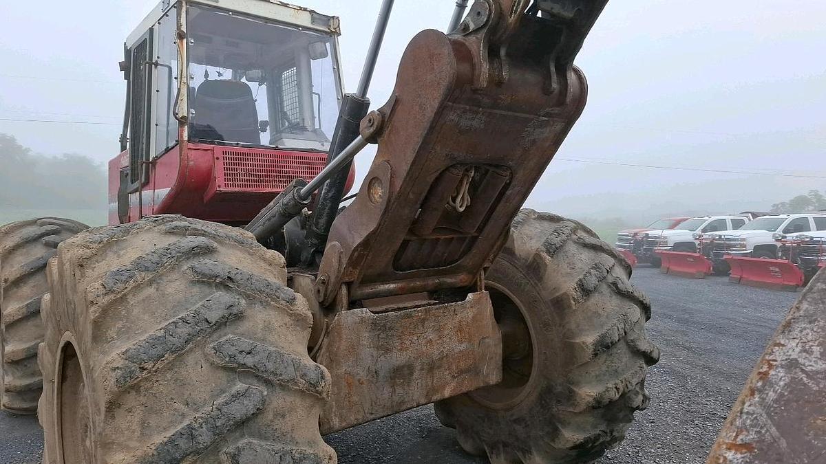 Used 2009 Prentice 2432 Skidder
