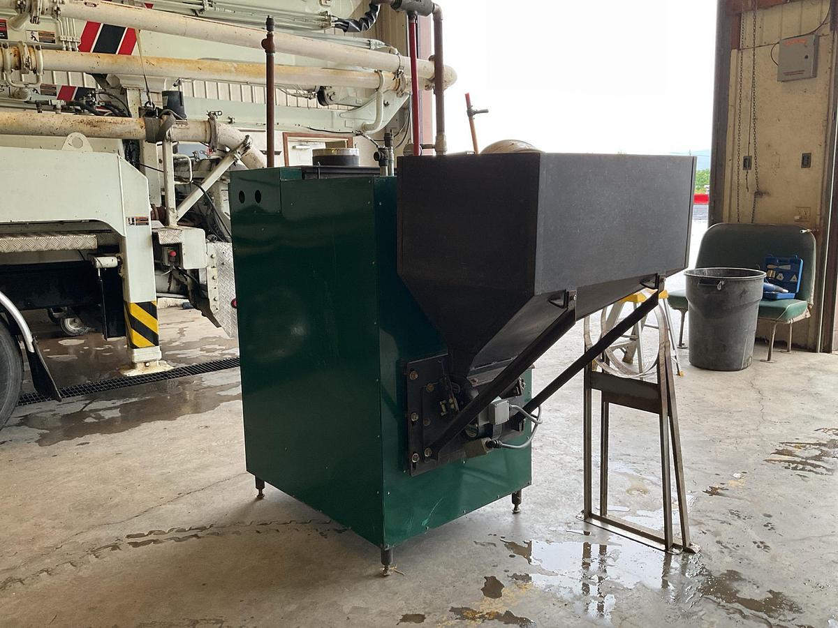Used Glenwood 175,000 BTU Coal Furnace