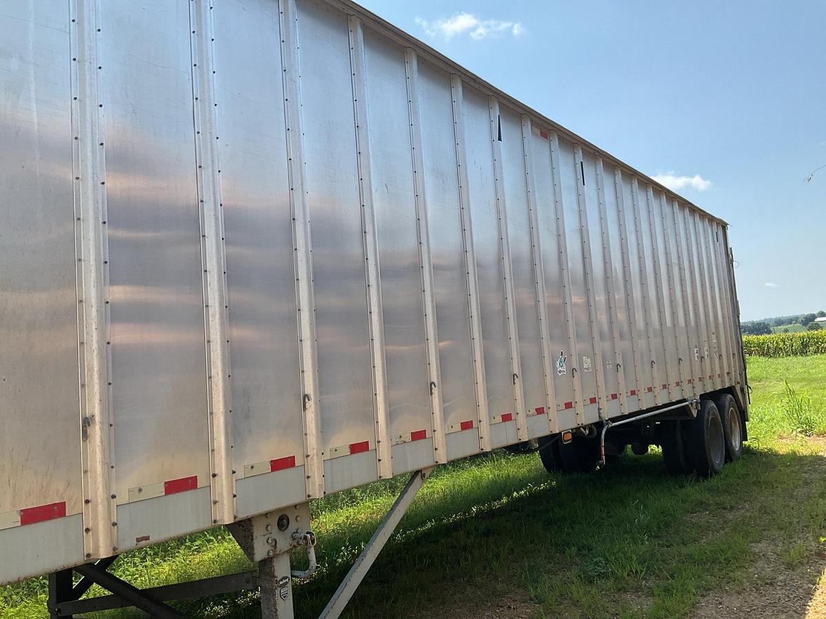 Used 2010 Peerless Live Floor Trailer