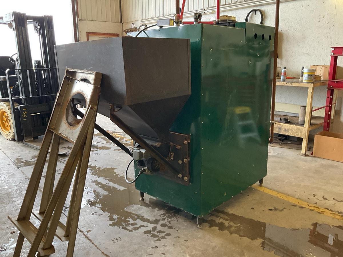 Used Glen Wood 350,000 BTU Coal Furnace