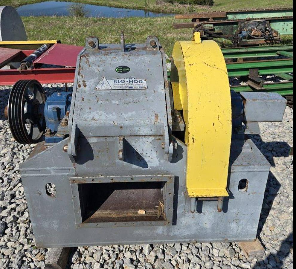 Used Montgomery 18 Hog