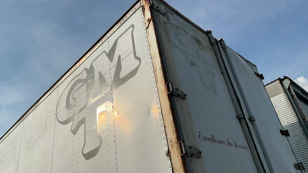 Used 1998 Strick Van Trailer