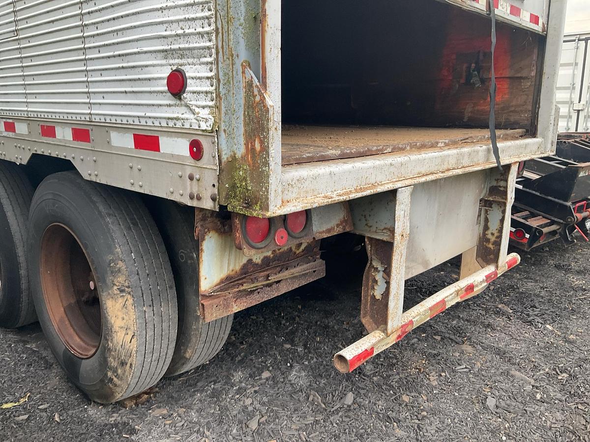 Used 1985 Fruehauf 48’ Van Trailer