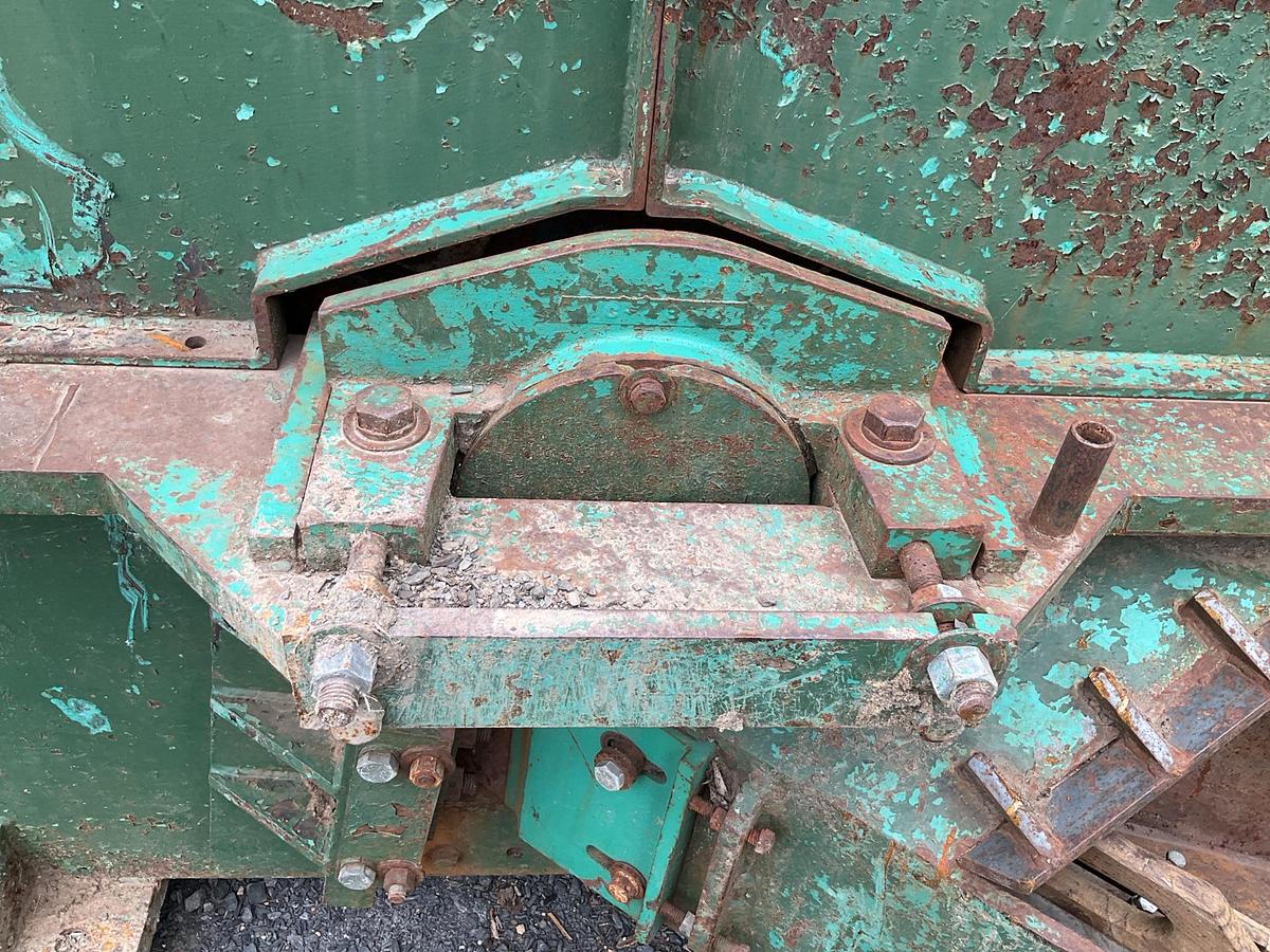 Used P.H.L. Industries MC48-6 Chipper
