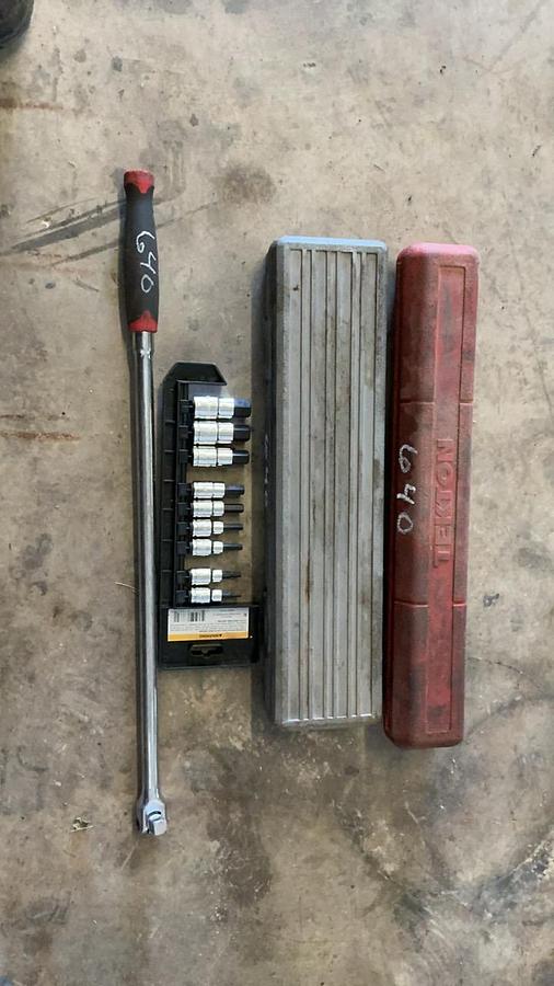 Used Breaker Bar and Sockets