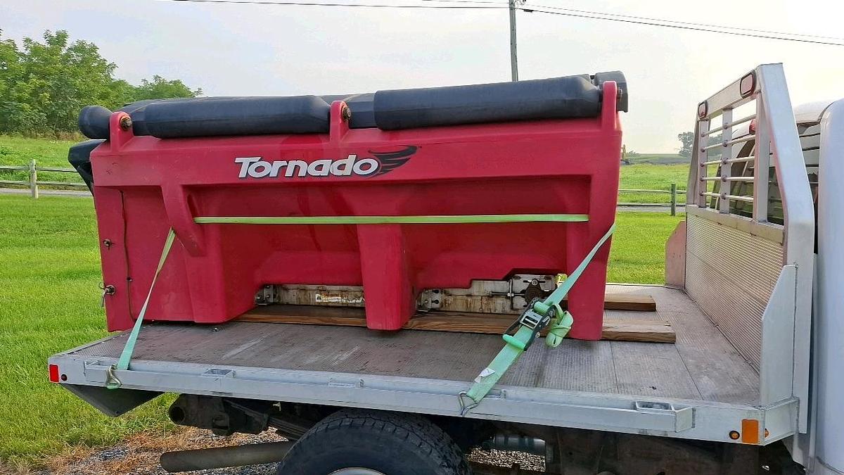 Used 2015 Chevrolet 2500 Flatbed Truck