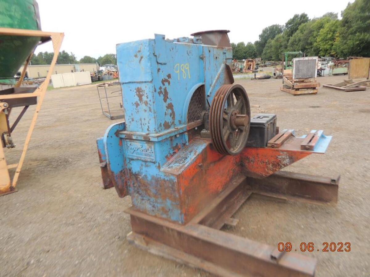 Used Morbark chipper system