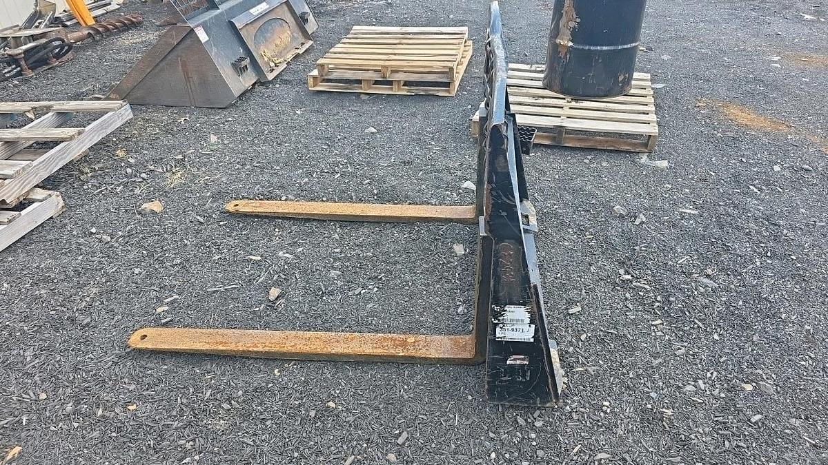 Used Quick Attach Forks