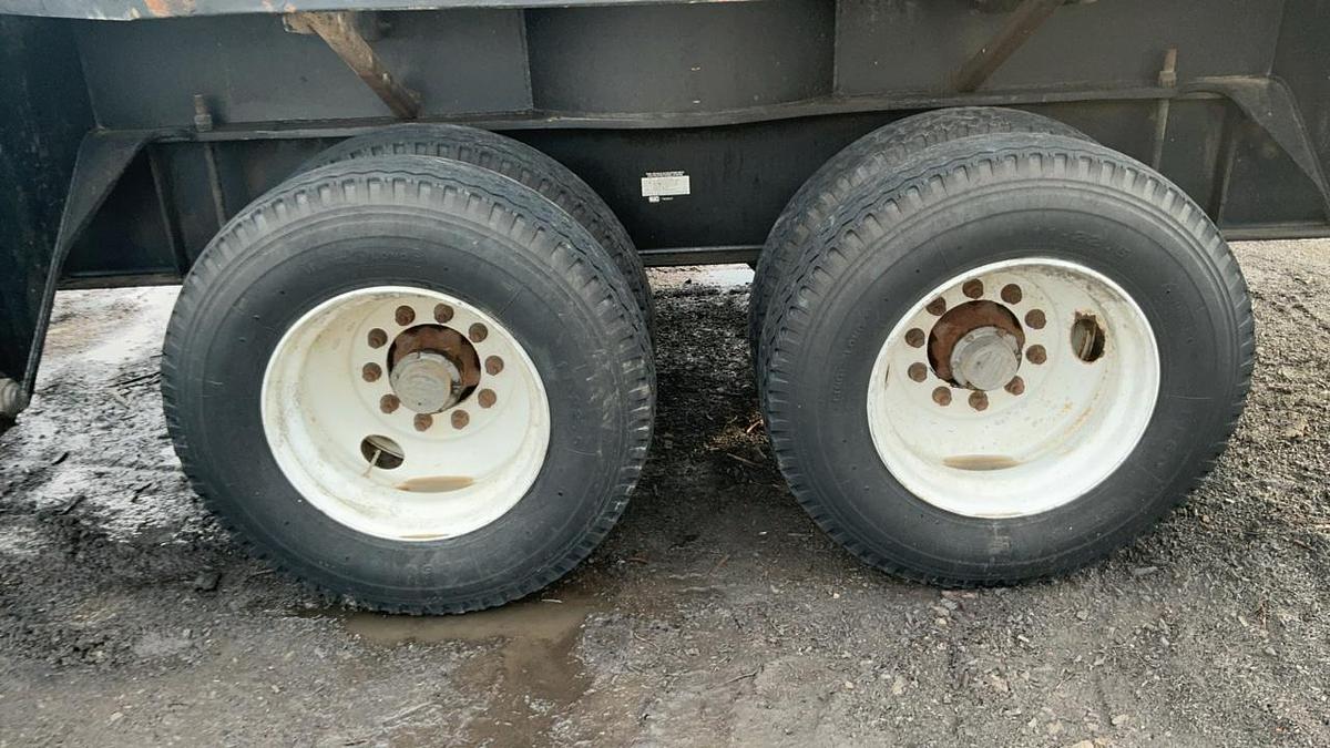 Used 2015 John Deere 335D Knuckleboom