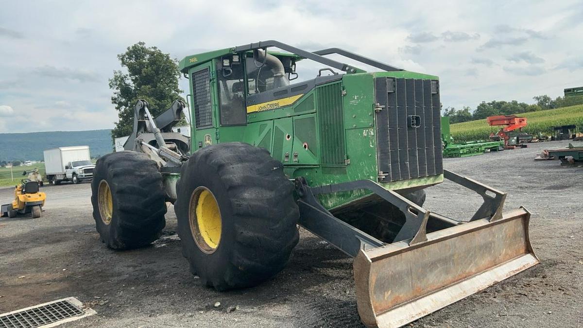 Used 2016 John Deere 748L Skidder