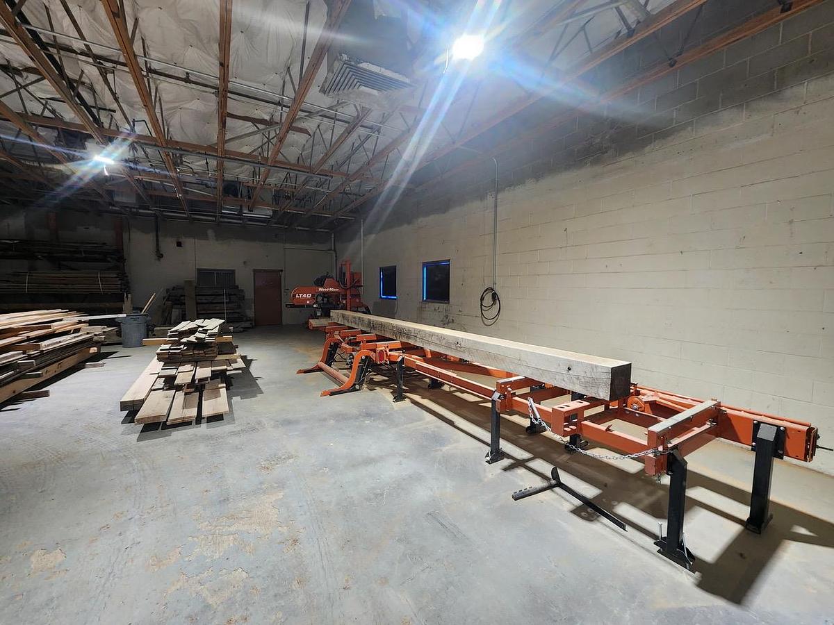 Used LT40 SUPER HYDRAULIC Wood- Mizer Bandmill