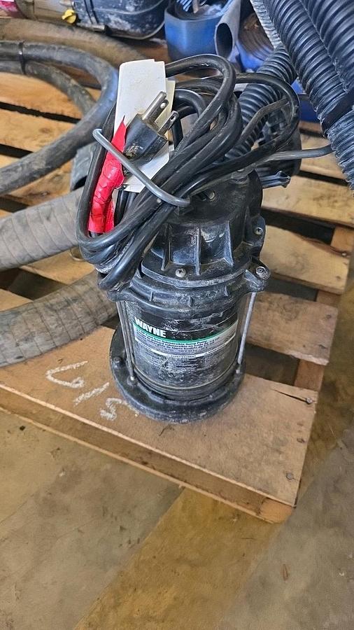 Used Pumps and Hoses