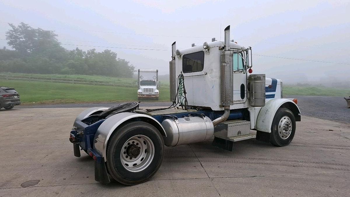 Used 1991 Peterbilt 379 Semi