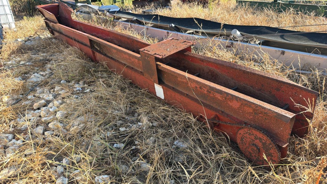 Used Knowles FE10 Single Chain Paddle Conveyor