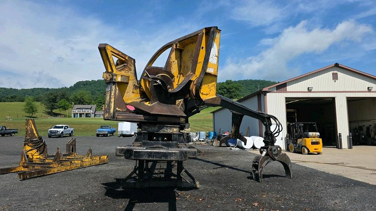 Used 2014 John Deere 437 Knuckleboom Loader