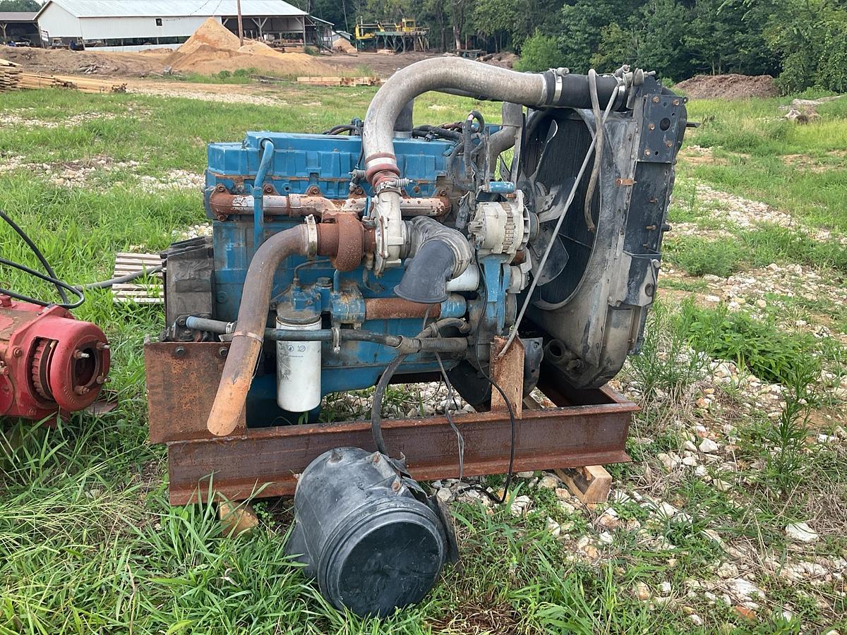 Used 1999 International DT466E Power Unit