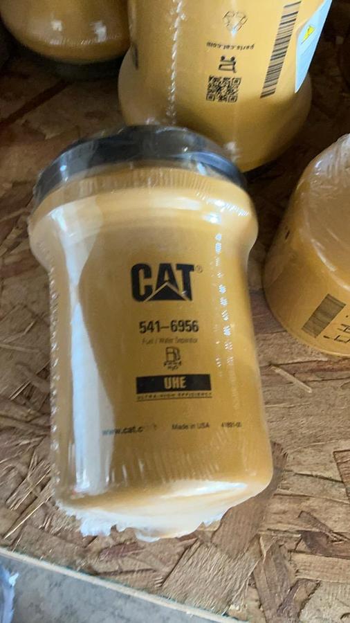 Used CAT Air and Oil/Fuel Filters