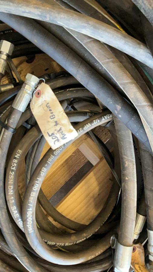 Used Hydraulic Hoses