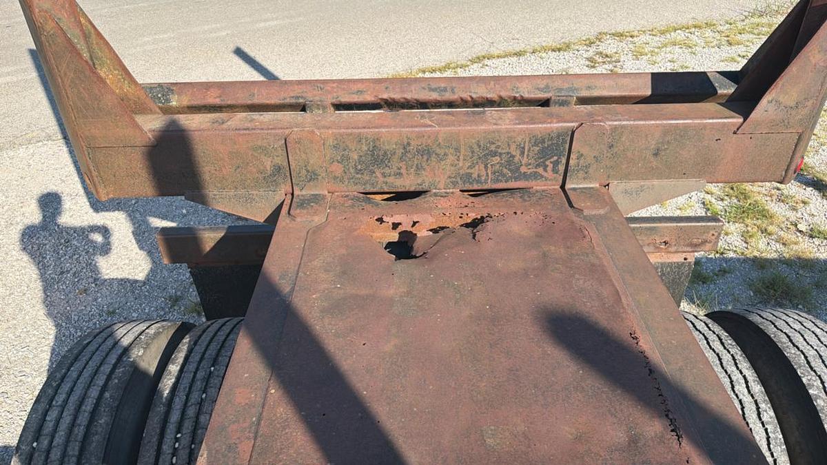 Used 1998 Sun Manufacturing Log Trailer