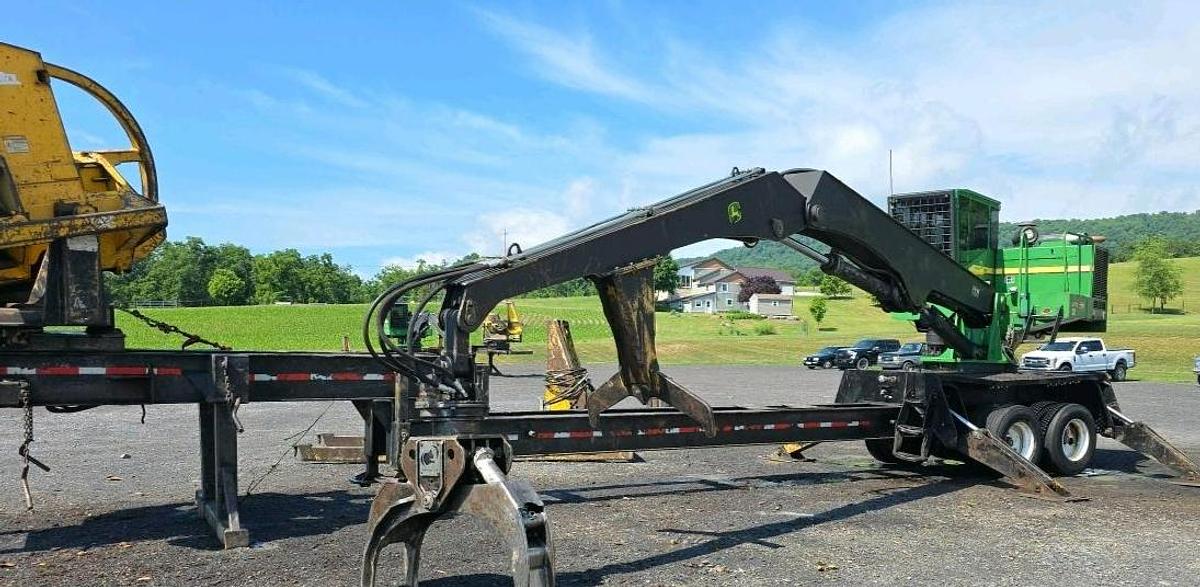 Used 2014 John Deere 437 Knuckleboom Loader