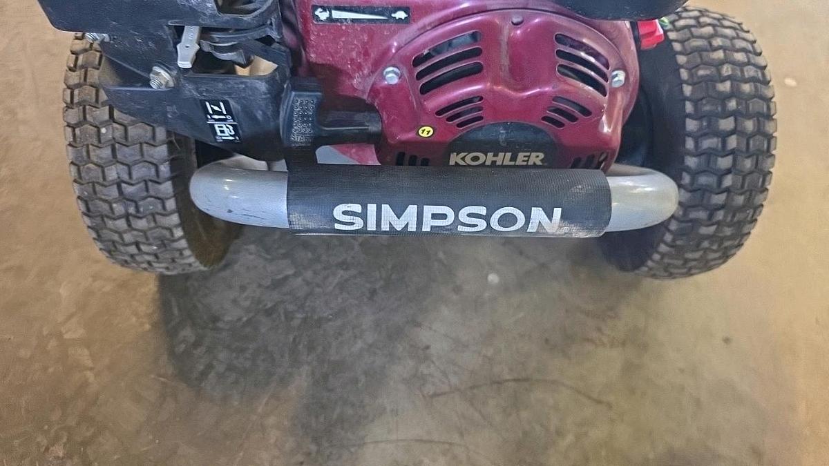 Used Simpson Portable Pressure Washer