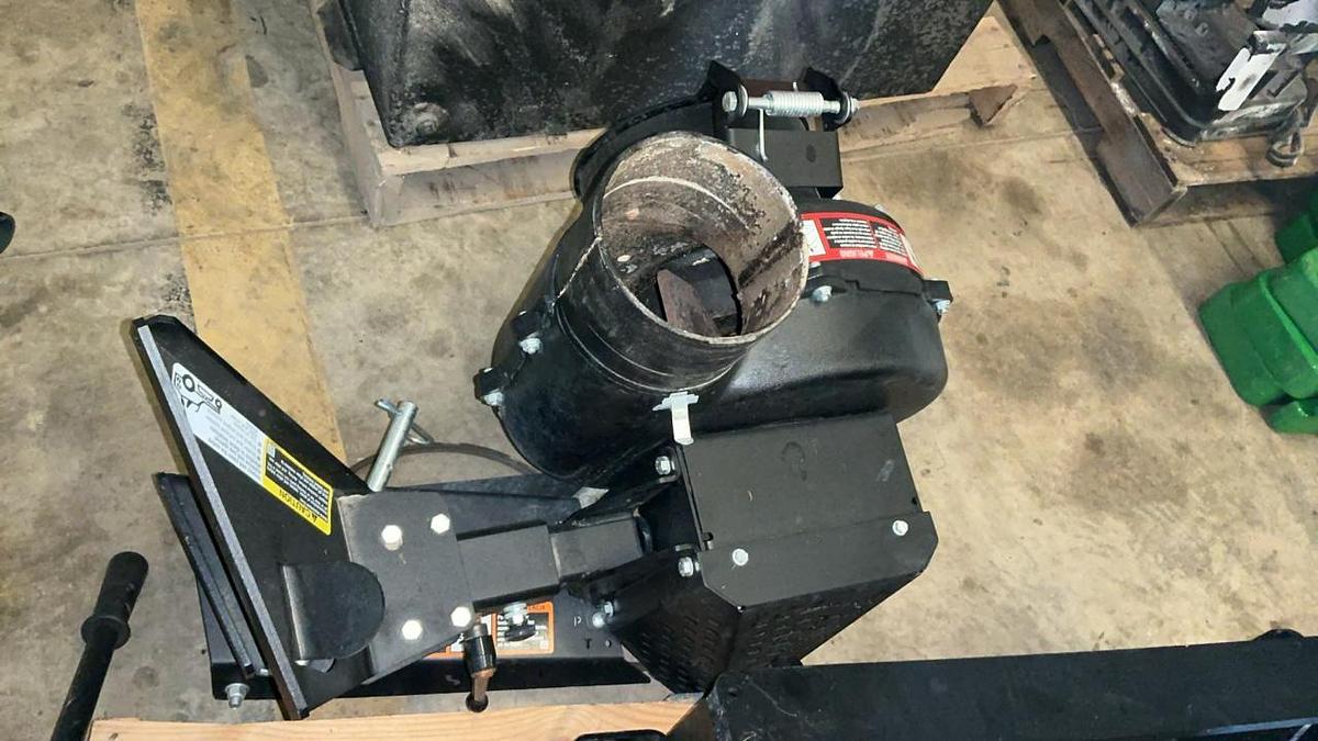 Used John Deere BUC10858 Grass Collector Attachment