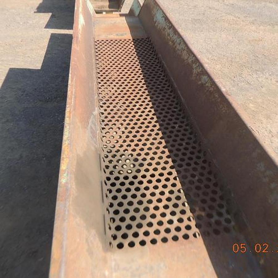 Used Vibrating Conveyor