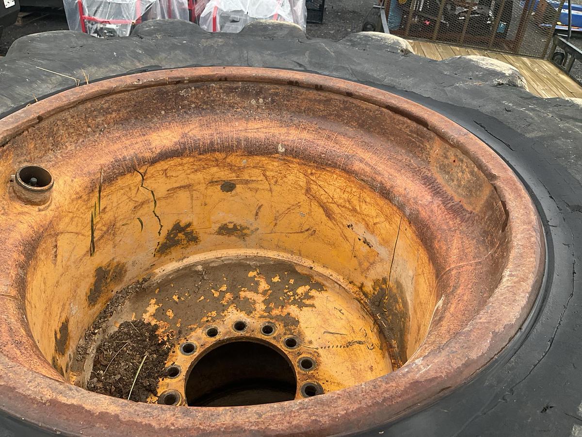 Used 30.5 Skidder Tires and rims