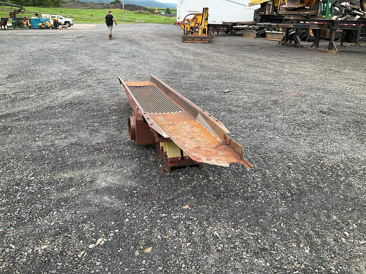 Used Mellott Vibrating Conveyor Section