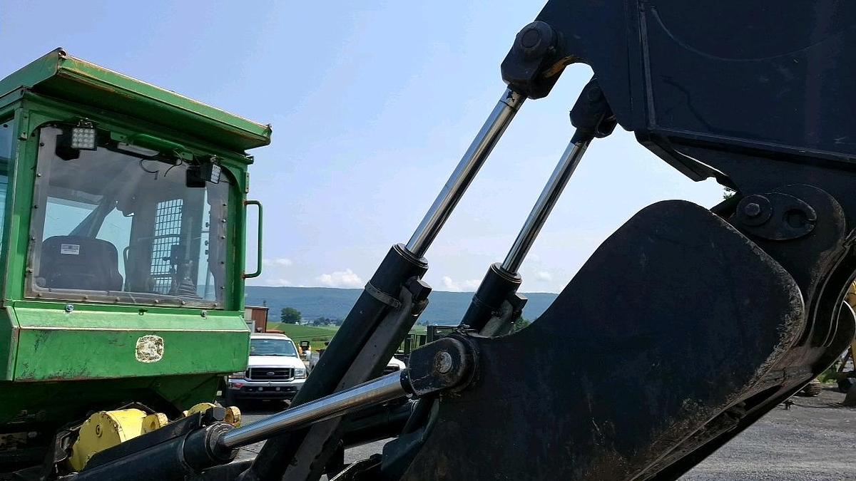 Used 2007 John Deere 648GIII Skidder